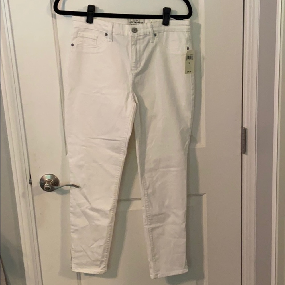 Classic white skinny jeans from Lucky Brand